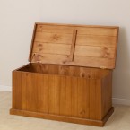 CL LOCALLY MADE 1100W SOLID WOOD BLANKET BOX