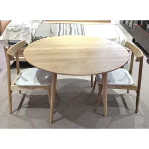 AMERICAN OAK 5PCE ARVID 1150 ROUND HARDWOOD TABLE  SET