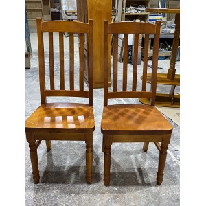 PINE CHAIR with STRAIGHT LEGS